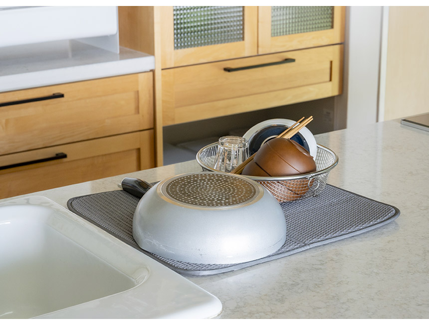 すっきり暮らす水切りかごMM-700180【まるい浅型＋マットセット】